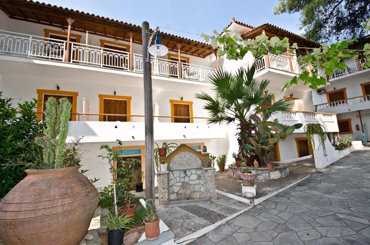 Zaneta Hotel & Apartments Нео-Клима Экстерьер фото